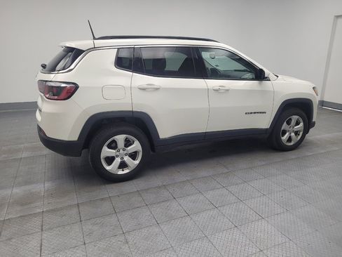 Used 2018 Jeep Compass Latitude w/ Cold Weather Group image 10