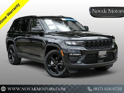 Used 2023 Jeep Grand Cherokee Limited w/ Black Appearance Package