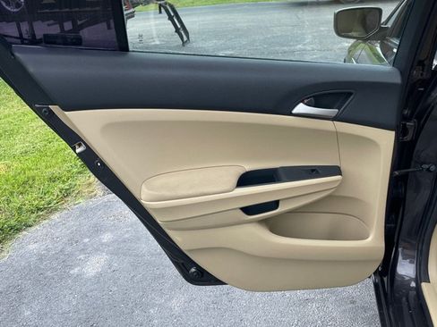 Used 2012 Honda Accord LX image 15