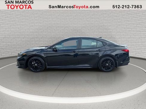 Used 2026 Toyota Camry SE FWD image 9
