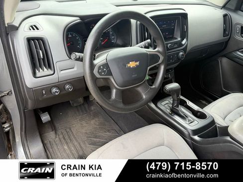 Used 2020 Chevrolet Colorado W/T w/ WT Convenience Package AWD/4WD image 9