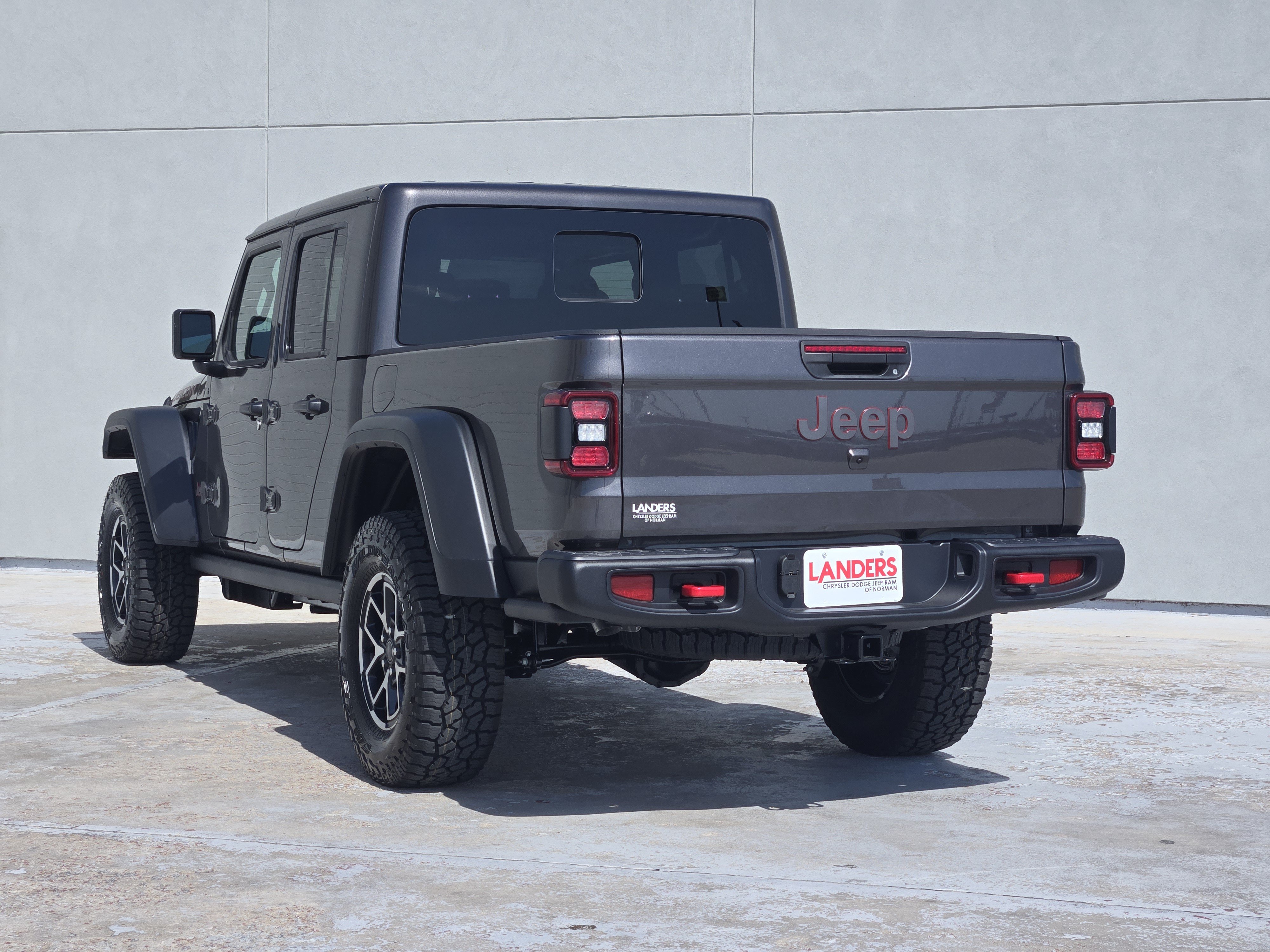 New 2026 Jeep Gladiator Rubicon w/ Steel Bumper Group AWD/4WD image 3