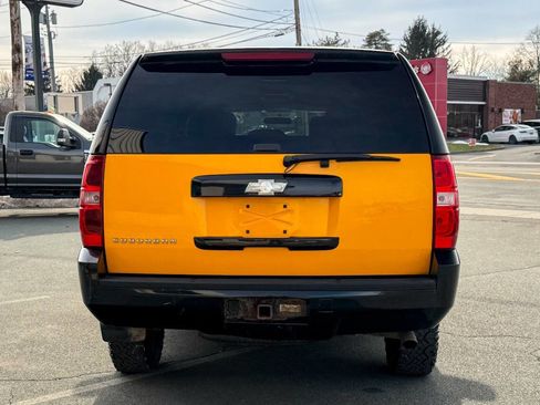 Used 2011 Chevrolet Suburban 2500 image 5