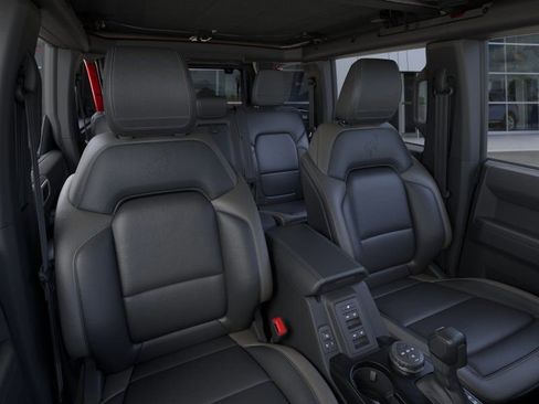 New 2026 Ford Bronco Outer Banks AWD/4WD image 12