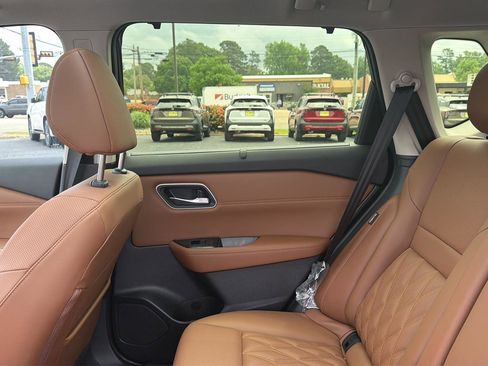 New 2026 Nissan Rogue Platinum AWD/4WD image 39