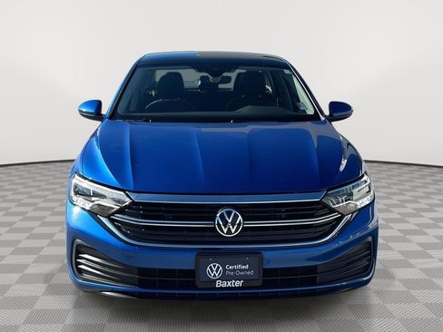 Used 2023 Volkswagen Jetta SE w/ Panoramic Sunroof Package image 18