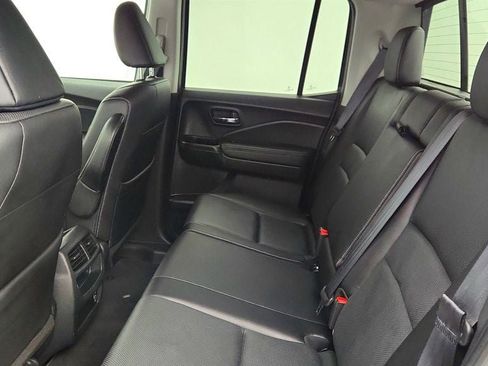 Used 2023 Honda Ridgeline RTL-E image 22