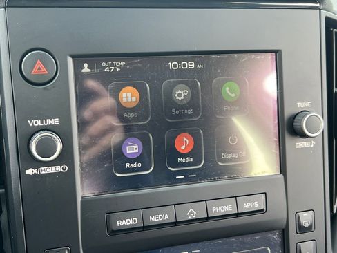 Certified 2025 Subaru Impreza 2.0i image 22