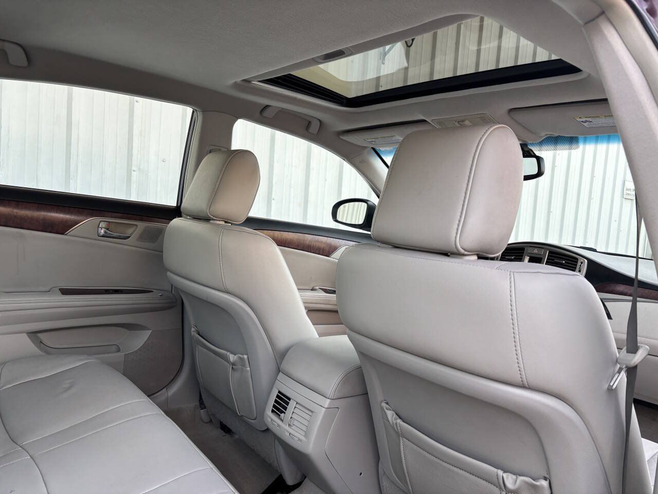 Used 2012 Toyota Avalon FWD image 19