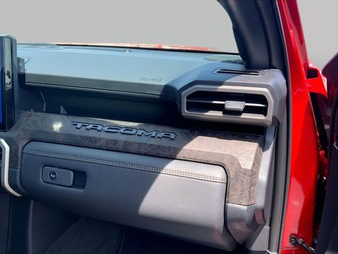 Used 2026 Toyota Tacoma Limited AWD/4WD image 19