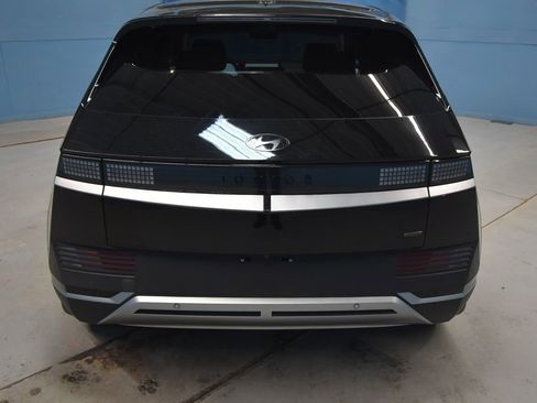 Used 2022 Hyundai Ioniq 5 SE image 35