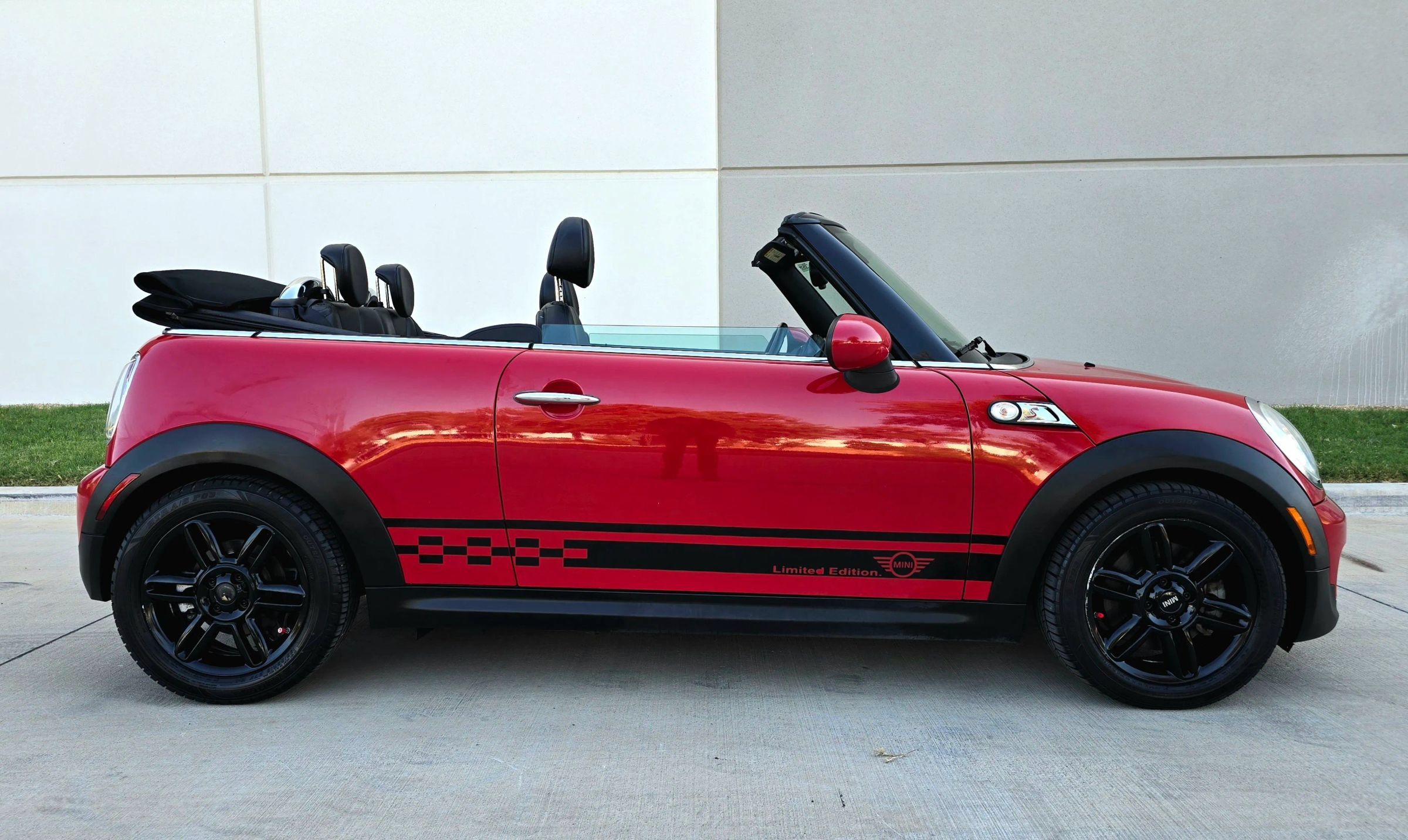 Used 2015 MINI Cooper S FWD image 8
