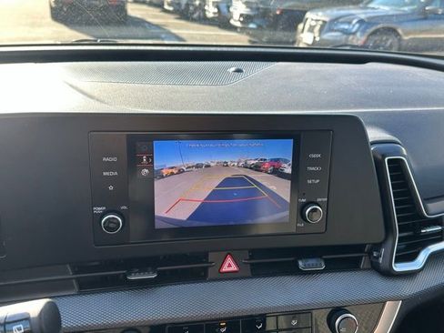 Used 2024 Kia Sportage LX image 27