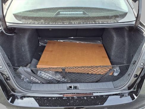 New 2025 Nissan Versa SR w/ Trunk Package FWD image 22