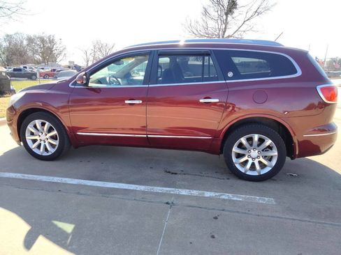 Used 2015 Buick Enclave Leather image 8