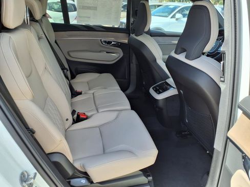 New 2026 Volvo XC90 B6 Plus w/ Protection Package Premier image 10