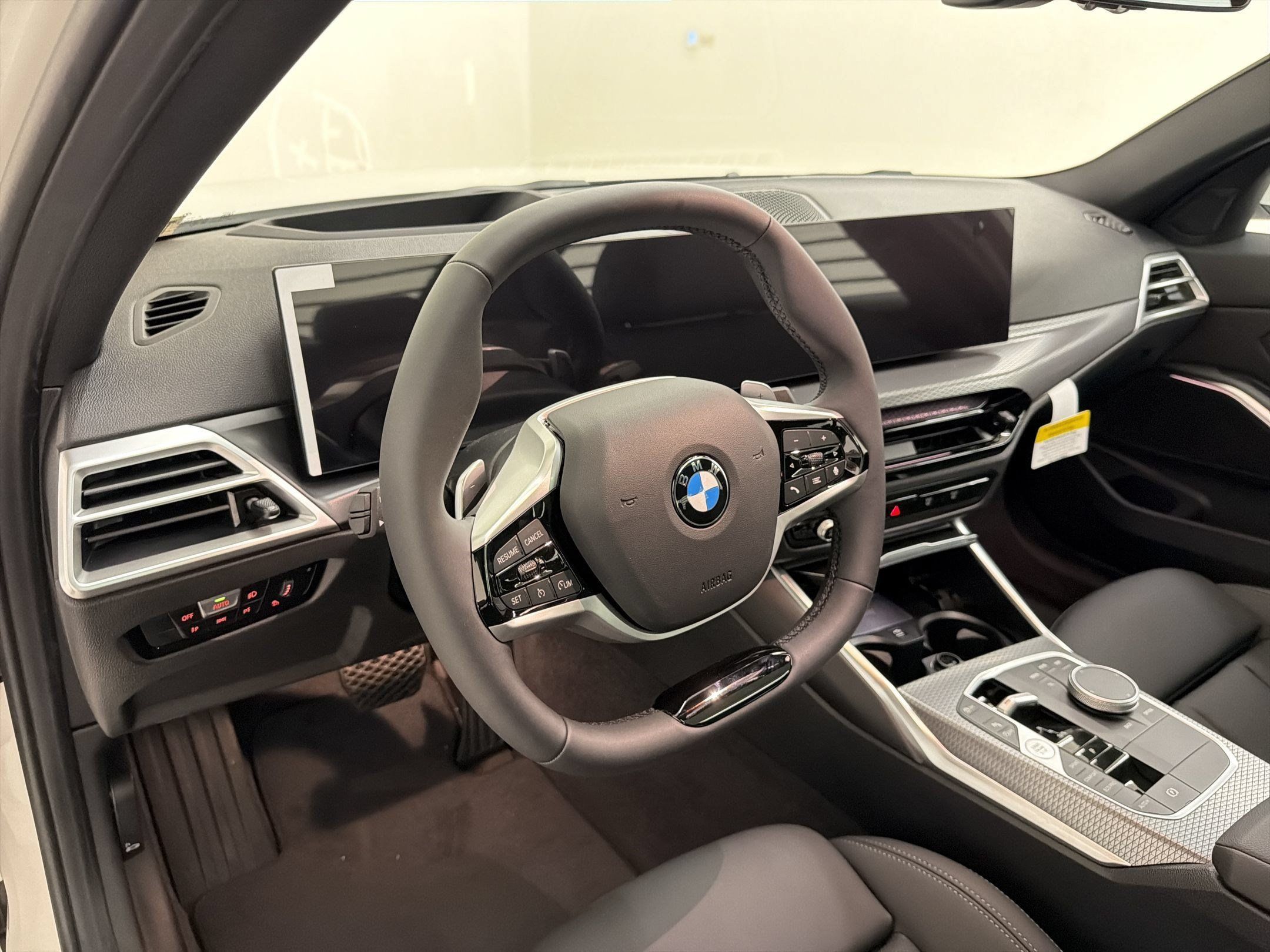Used 2026 BMW 330i xDrive Sedan w/ Premium Package AWD/4WD image 4