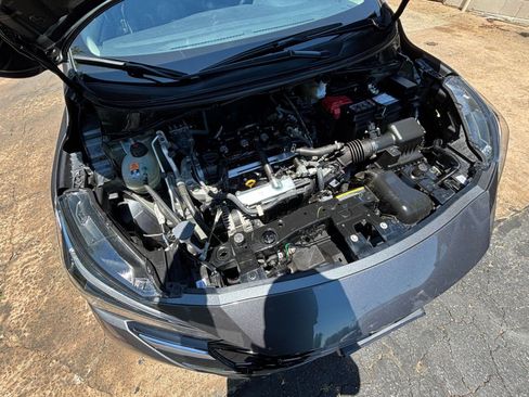 Used 2025 Nissan Versa SV FWD image 27