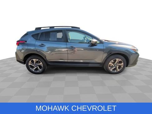 Used 2024 Subaru Crosstrek 2.0i Premium AWD/4WD image 9