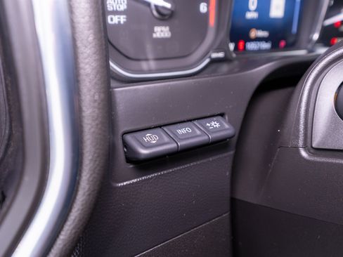 Used 2019 GMC Sierra 1500 AT4 w/ AT4 Premium Package AWD/4WD image 36