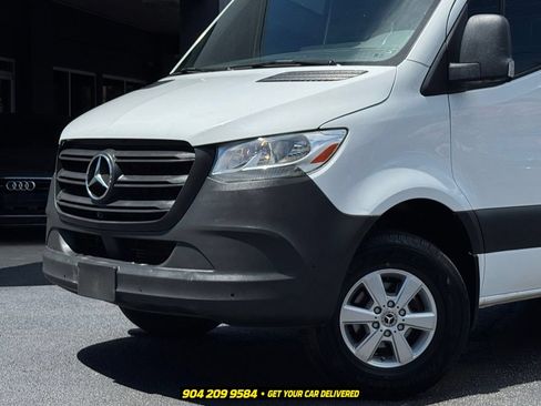 Used 2023 Mercedes-Benz Sprinter 2500 image 2
