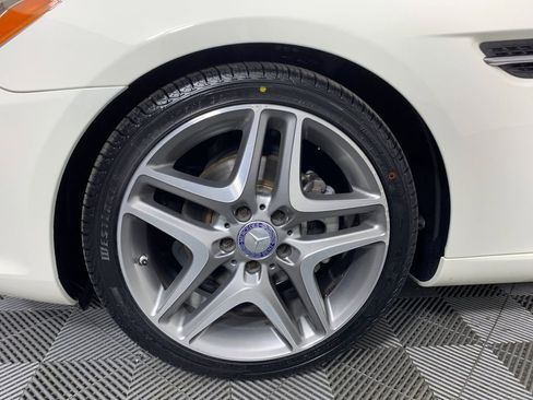 Used 2013 Mercedes-Benz SLK 250 image 13
