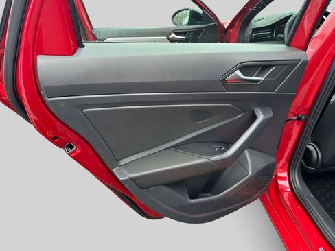 Used 2025 Volkswagen Jetta Sport image 22