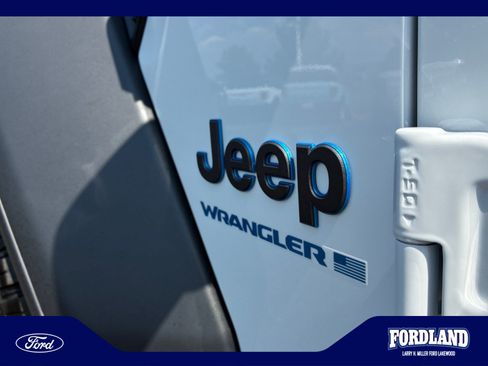 Used 2025 Jeep Wrangler Unlimited Sport S 4xe AWD/4WD image 23
