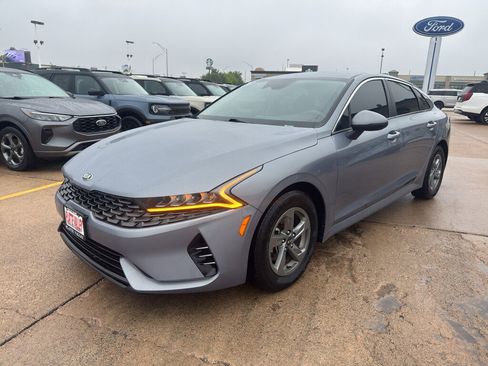 Used 2021 Kia K5 LXS FWD image 1