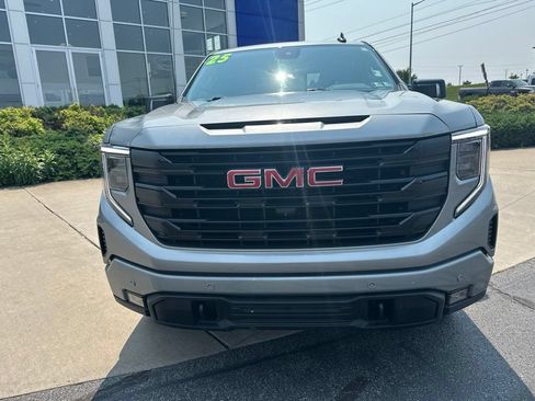Used 2025 GMC Sierra 1500 Elevation w/ Elevation Premium Package AWD/4WD image 2