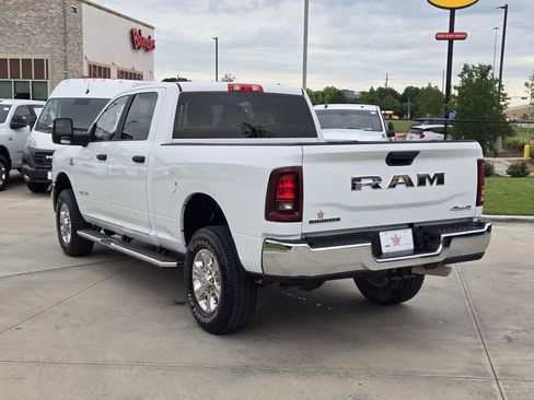 Used 2025 RAM 2500 Big Horn AWD/4WD image 5