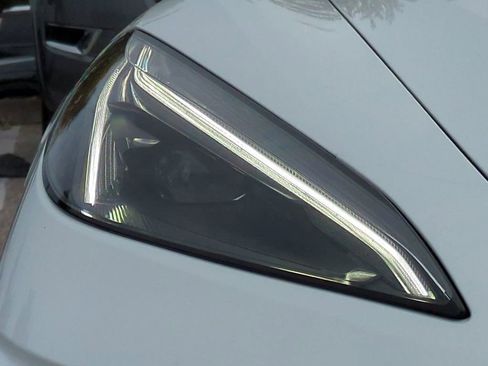 Used 2023 Chevrolet Corvette Stingray Preferred Cpe w/ Z51 Performance Package image 10