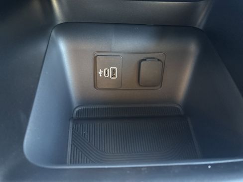 New 2026 Ford Explorer ST-Line w/ ST-Line Street Pack image 30