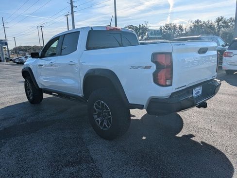 Used 2024 Chevrolet Colorado ZR2 w/ Technology Package image 7