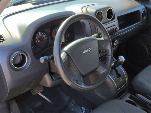Used 2010 Jeep Patriot Sport image 10