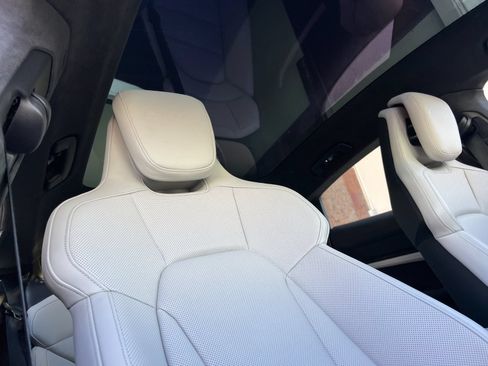 Certified 2023 Porsche Taycan Turbo AWD/4WD image 19