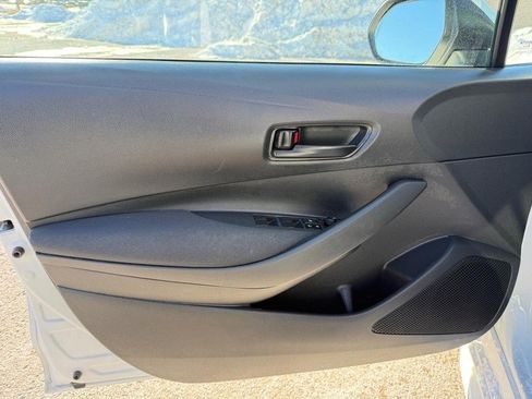 Used 2024 Toyota Corolla LE image 19
