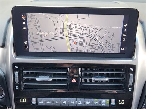 Used 2023 Lexus GX 460 Premium image 12