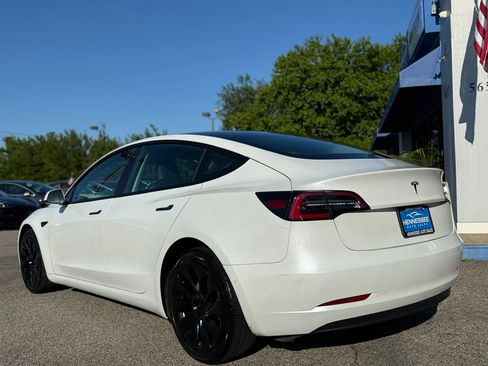 Used 2022 Tesla Model 3 Standard Range RWD image 30