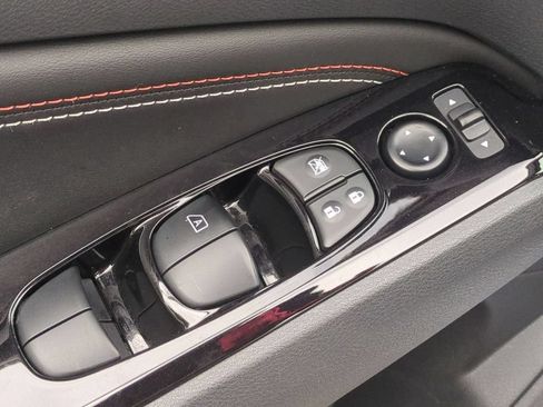 Used 2023 Nissan Altima 2.5 SR w/ SR Premium Package AWD/4WD image 12
