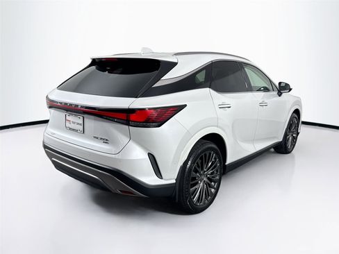 Used 2025 Lexus RX 350 w/ Convenience Package image 12