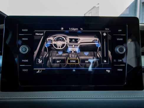 New 2026 Volkswagen Taos SE image 5