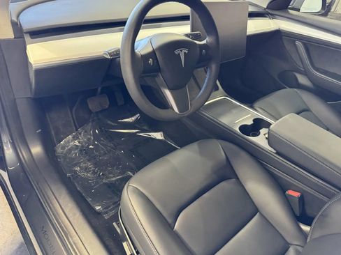 Used 2022 Tesla Model 3 Long Range AWD/4WD image 11