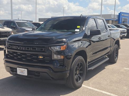 Used 2026 Chevrolet Silverado 1500 Custom RWD image 7