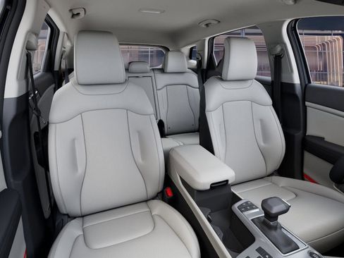 New 2026 Kia Sportage EX image 15