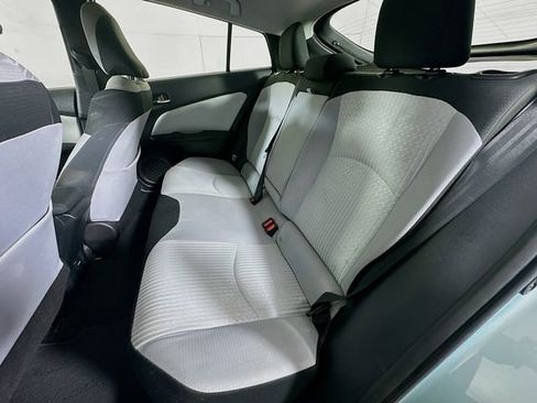 Used 2018 Toyota Prius Four Touring image 23