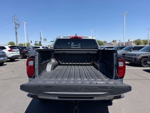 Used 2024 GMC Canyon AT4 w/ Canyon Safety Plus Package AWD/4WD image 32