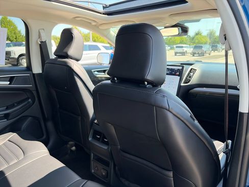 Used 2024 Ford Edge SEL w/ Convenience Package AWD/4WD image 30