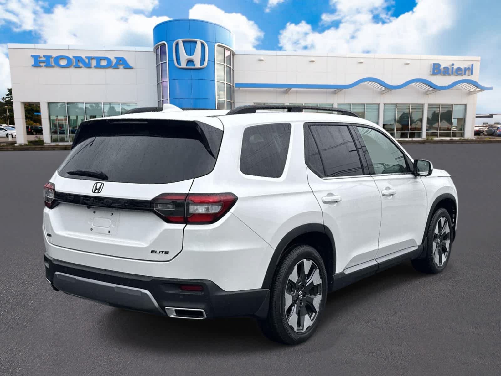 Used 2026 Honda Pilot Elite image 5