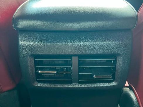 Used 2016 Lexus IS 300 AWD image 32